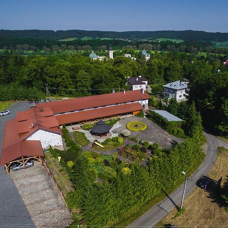 Impresja Krasiczyn Bed & Breakfast Przemysl Exterior photo